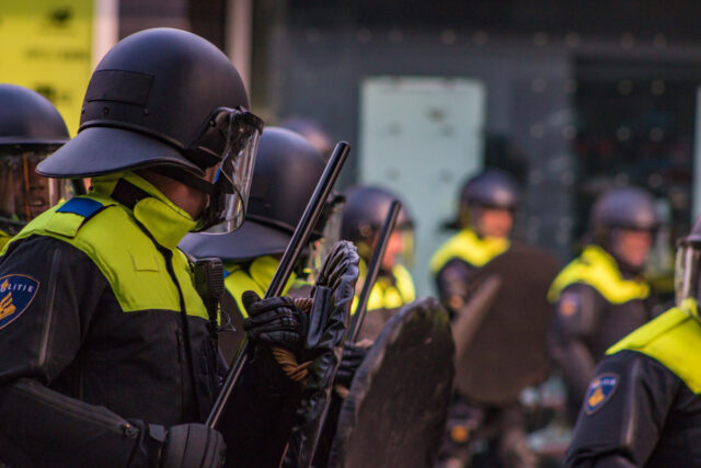 Terwijl de Politie en Defensie als werkgever bij mbo'ers sterk in trek zijn, hebben technische bedrijven veel meer moeite om aansluiting bij deze doelgroep te vinden, blijkt uit nieuw onderzoek. Moeten werkgevers in deze sector zich niet eens meer zorgen maken?