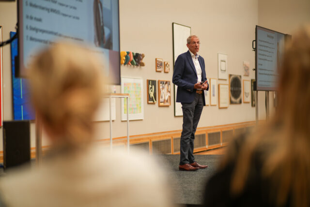 Hoe je het ook wendt of keert, de arbeidsmarkt kan de komende decennia echt niet zonder migratie. Wen er dus maar aan, was min of meer de boodschap op het congres Internationalisering van de Arbeidsmarkt.