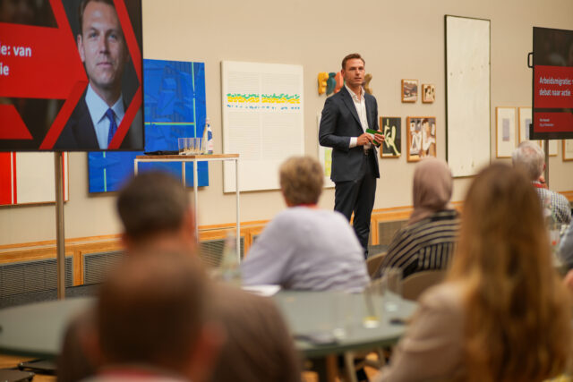 Hoe je het ook wendt of keert, de arbeidsmarkt kan de komende decennia echt niet zonder migratie. Wen er dus maar aan, was min of meer de boodschap op het congres Internationalisering van de Arbeidsmarkt.